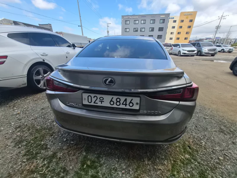 Lexus ES300h