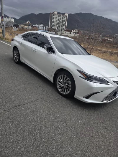 Lexus ES300h