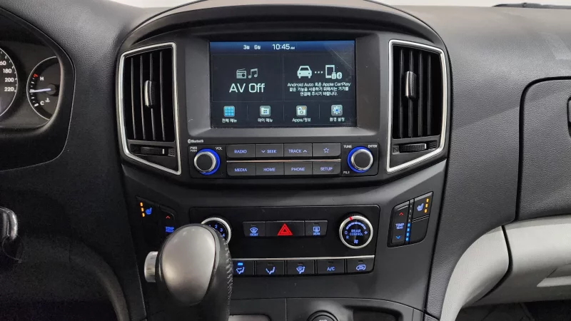 Hyundai Starex