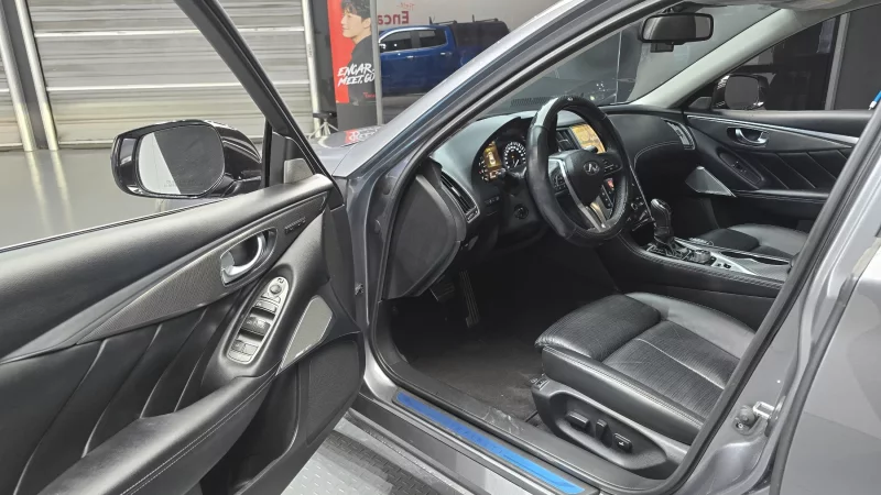 Infiniti Q50