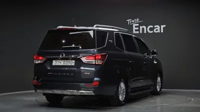 SsangYong Korando Turismo