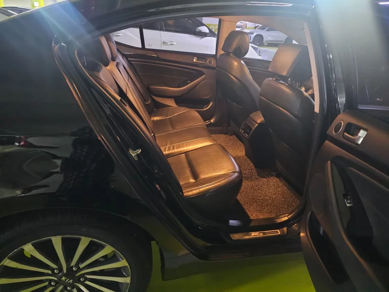 Kia K7