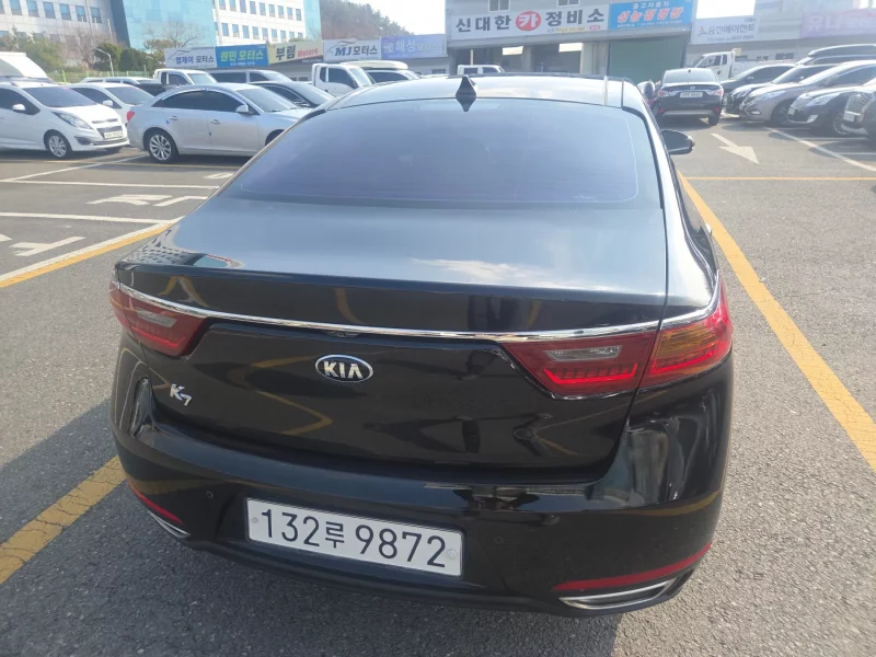 Kia K7