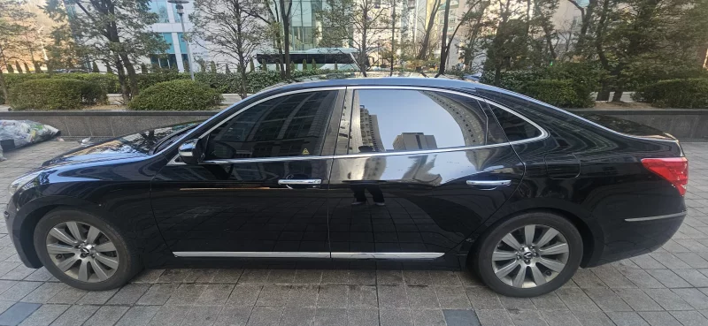 Hyundai Equus
