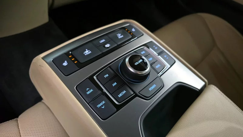 Hyundai Genesis