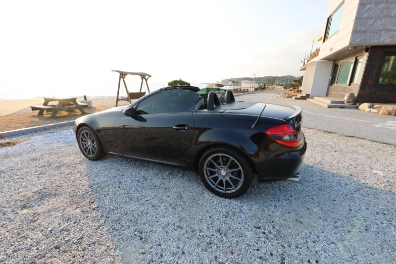 Mercedes-Benz SLK-Class