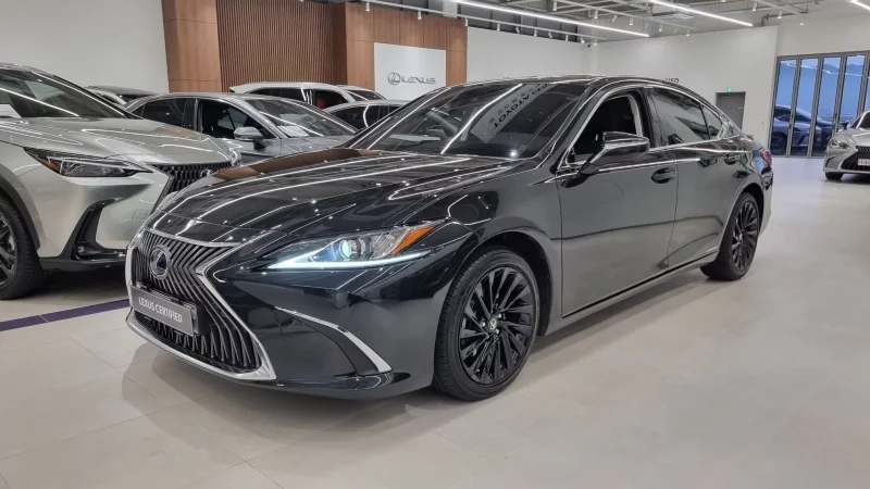 Lexus ES300h