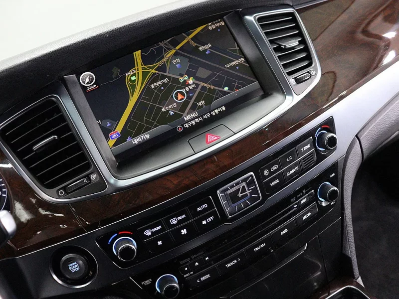 Hyundai Equus