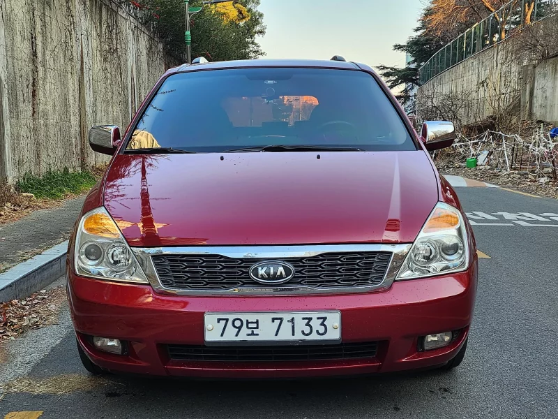 Kia Carnival