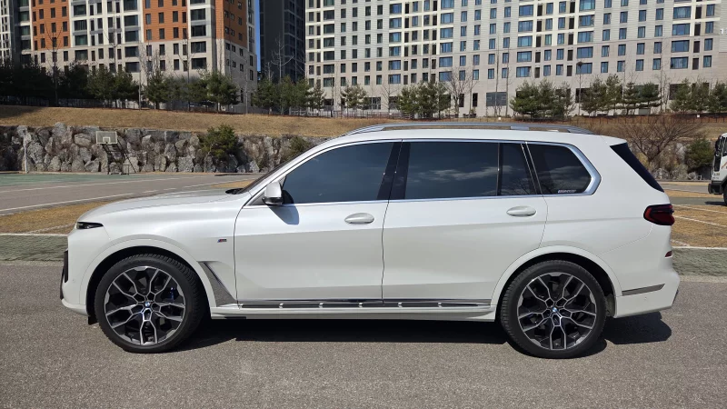 BMW X7