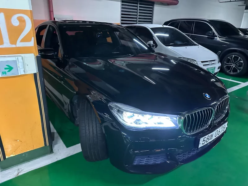 BMW 7-Series