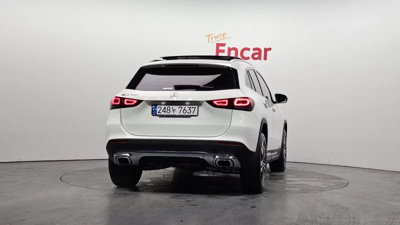 Mercedes-Benz GLA-Class