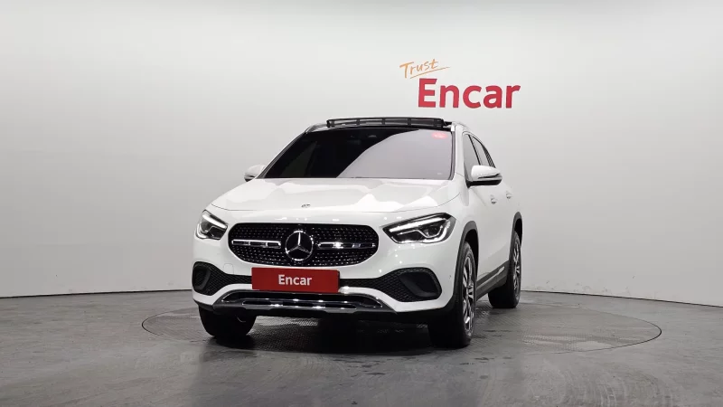 Mercedes-Benz GLA-Class
