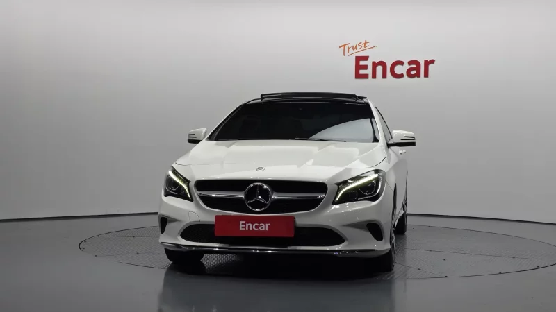 Mercedes-Benz CLA-Class