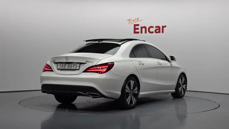 Mercedes-Benz CLA-Class