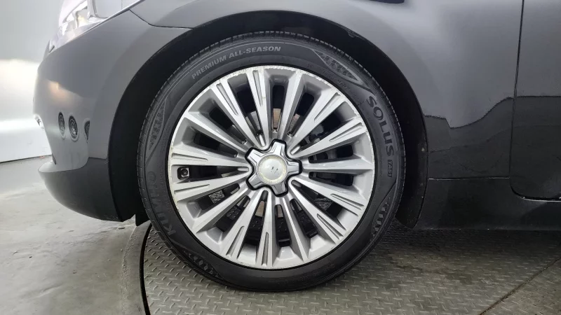 Kia K9