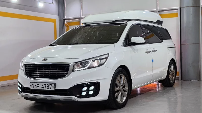 Kia Carnival
