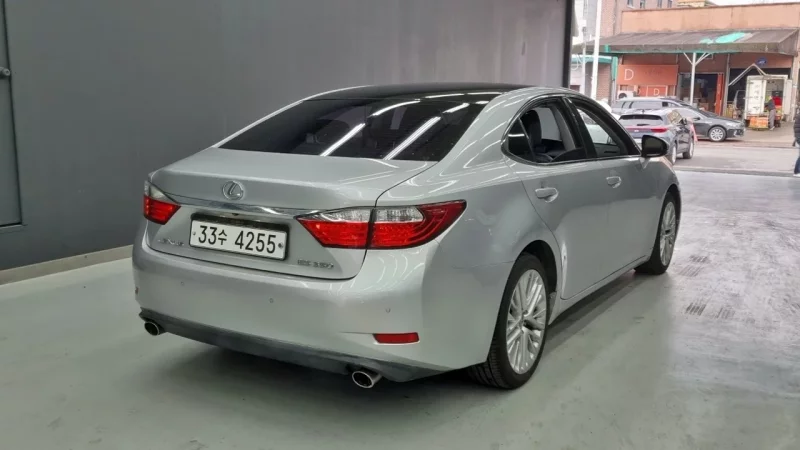 Lexus ES350
