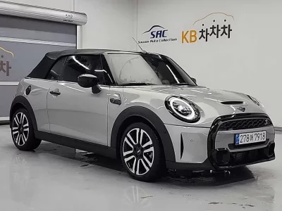 MINI Cooper Convertible