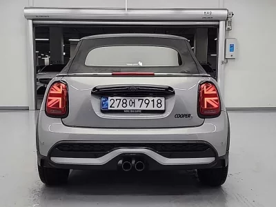 MINI Cooper Convertible