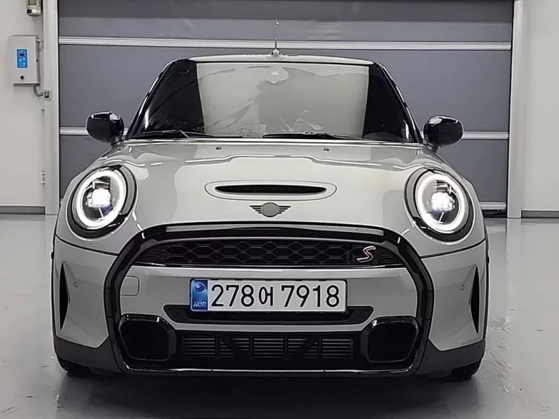 MINI Cooper Convertible