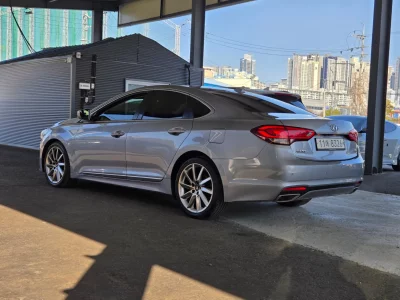 Hyundai Aslan