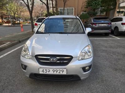 Kia Carens