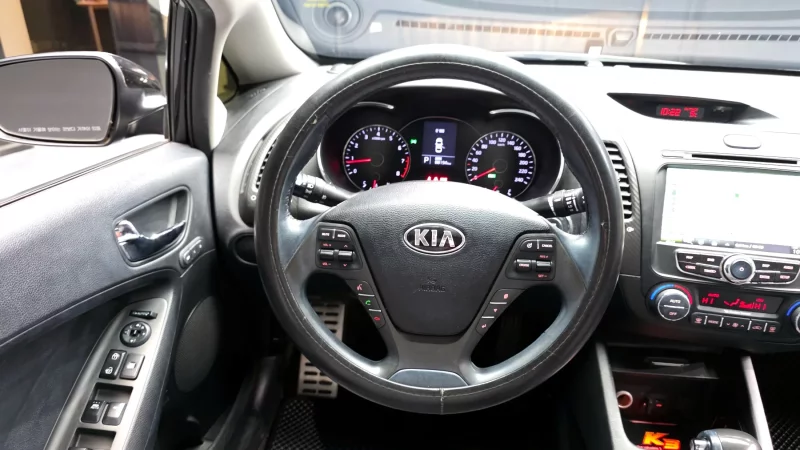 Kia K3