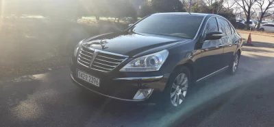 Hyundai Equus