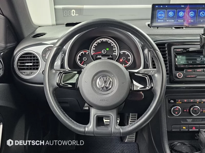 Volkswagen BEETLE