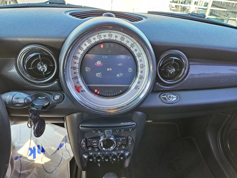 MINI Cooper Convertible