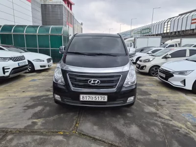 Hyundai Grand Starex