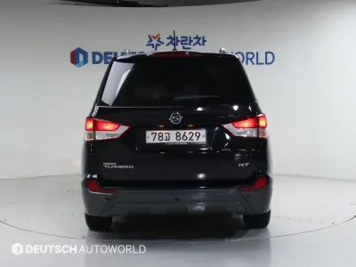 SsangYong Korando Turismo