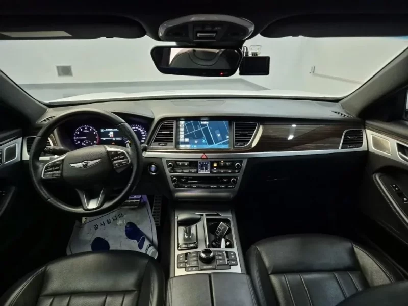 Genesis G80