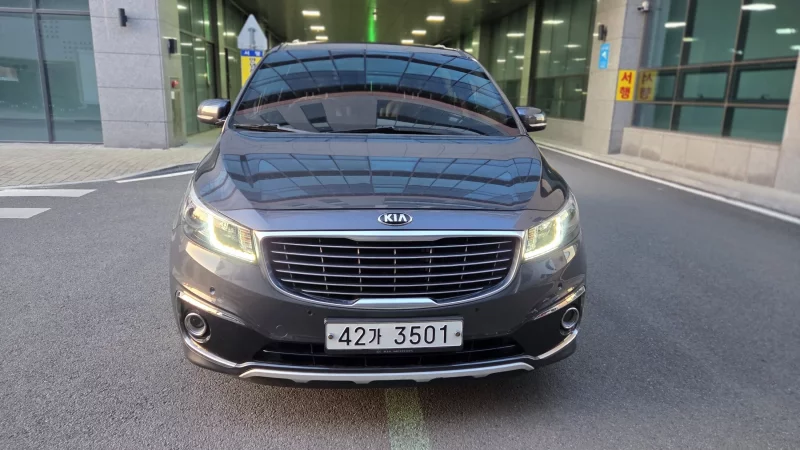 Kia Carnival