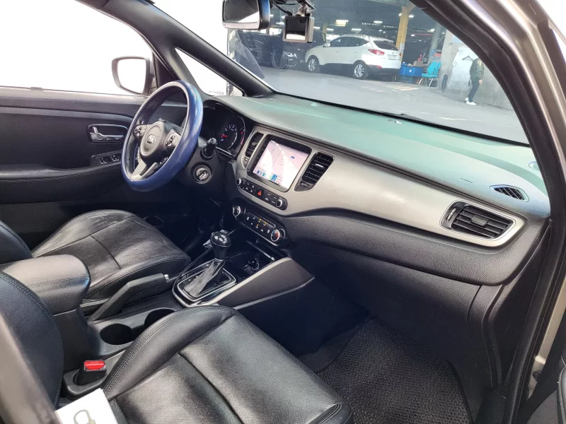 Kia Carens