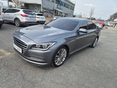 Hyundai Genesis
