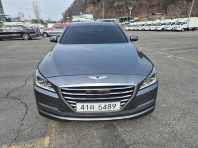 Hyundai Genesis