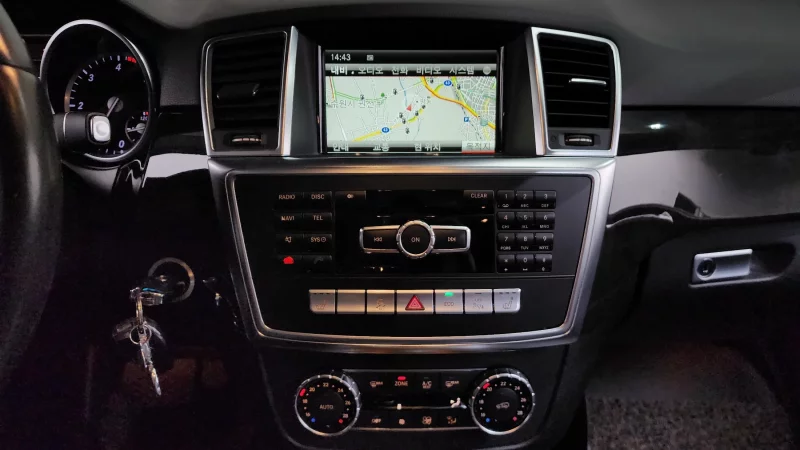 Mercedes-Benz M-class