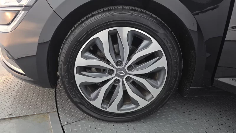 Renault Samsung SM6