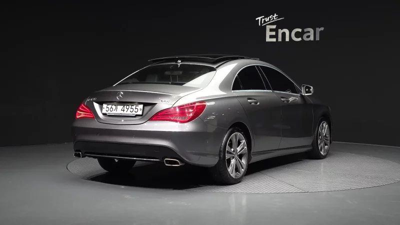 Mercedes-Benz CLA-Class