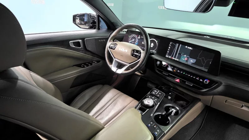 Kia K8