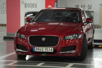 Jaguar XF
