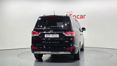 SsangYong Korando Turismo