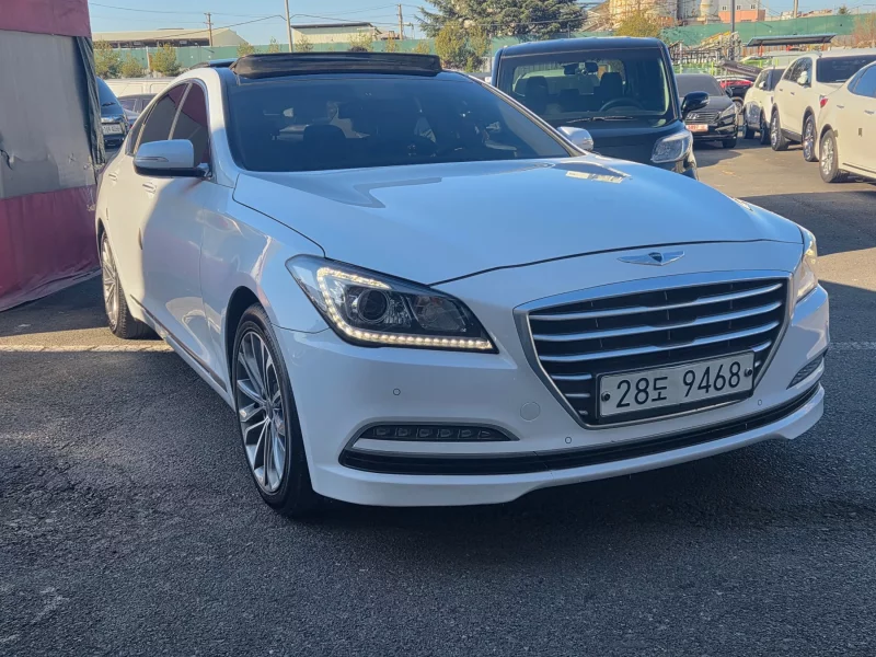 Hyundai Genesis