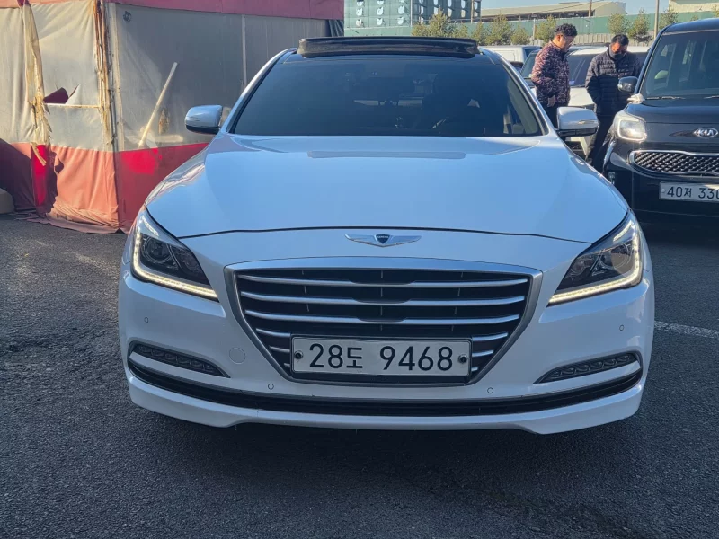 Hyundai Genesis