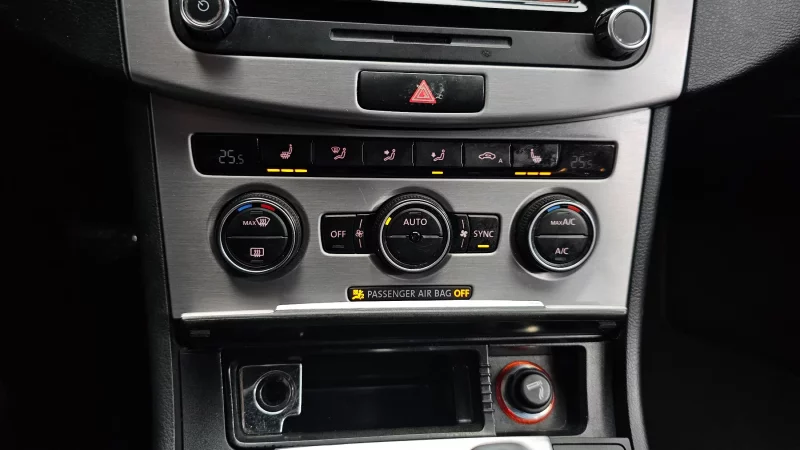 Volkswagen PASSAT CC