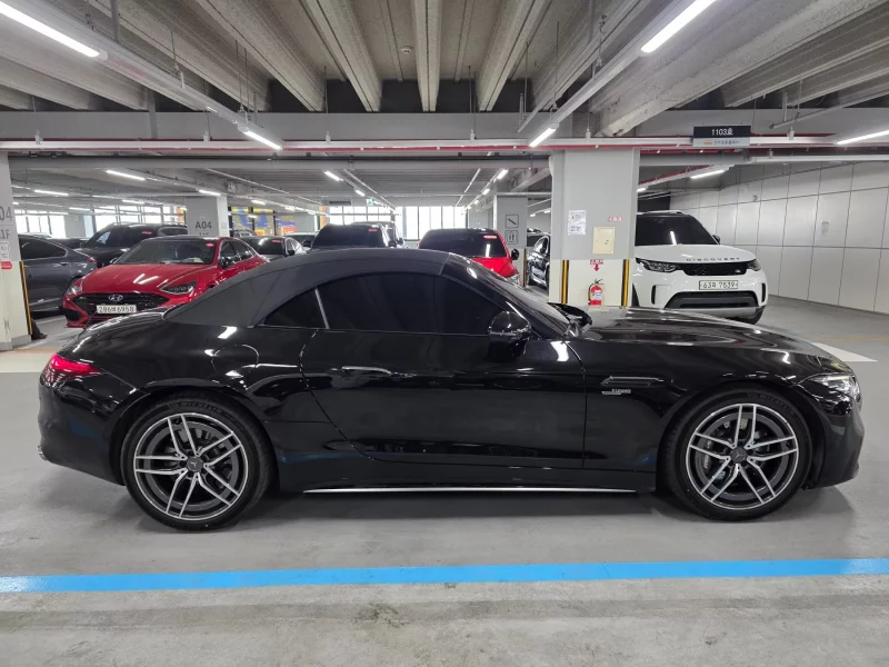 Mercedes-Benz SL-Class