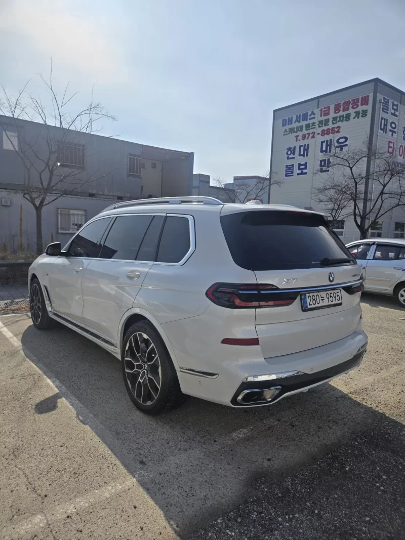 BMW X7