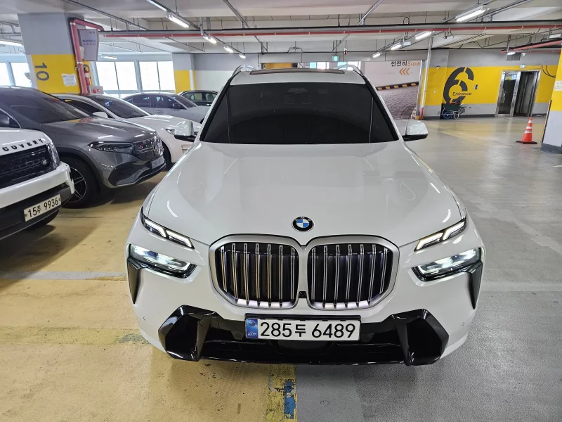 BMW X7